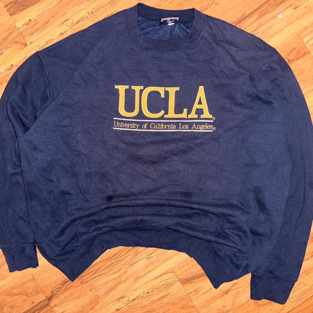 Vintage ucla jansport crewneck made